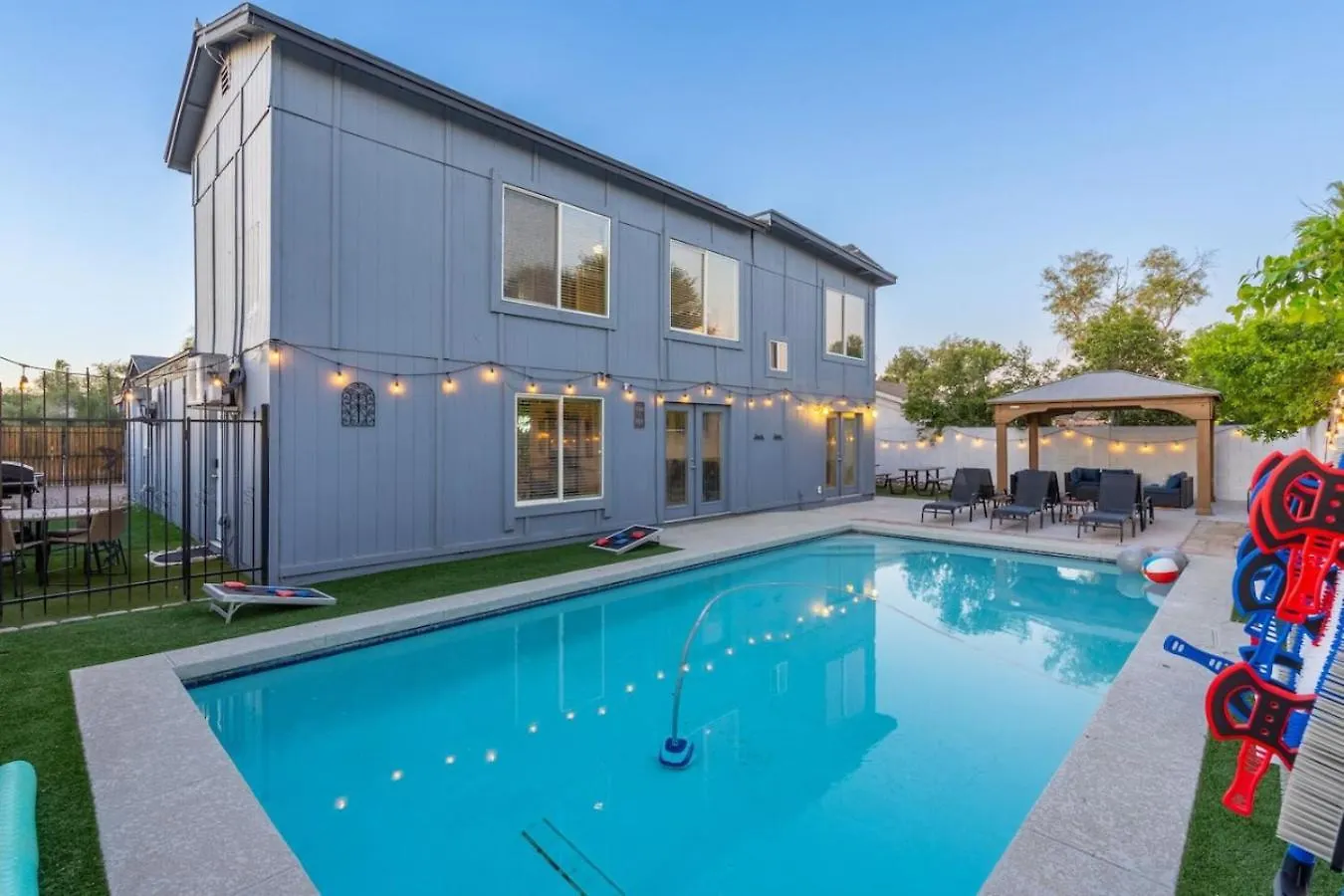 Extravagant Mainhome Heatedpool Sharedbackyard Phoenix Lejlighed