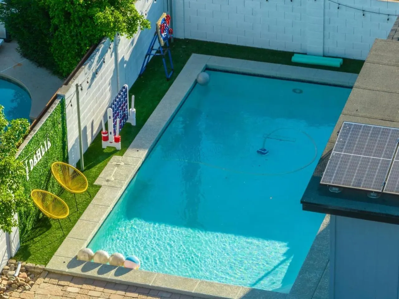 Extravagant Mainhome Heatedpool Sharedbackyard Phoenix 0*,  USA